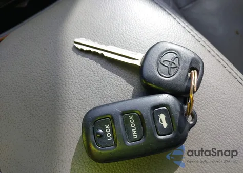 2002 Toyota Camry Xle V6 from USA, damaged, VIN JTDBF30KX20054094